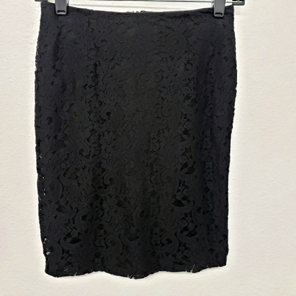 Banana Republic Black Lace Mini Pencil Skirt Size Petite 0